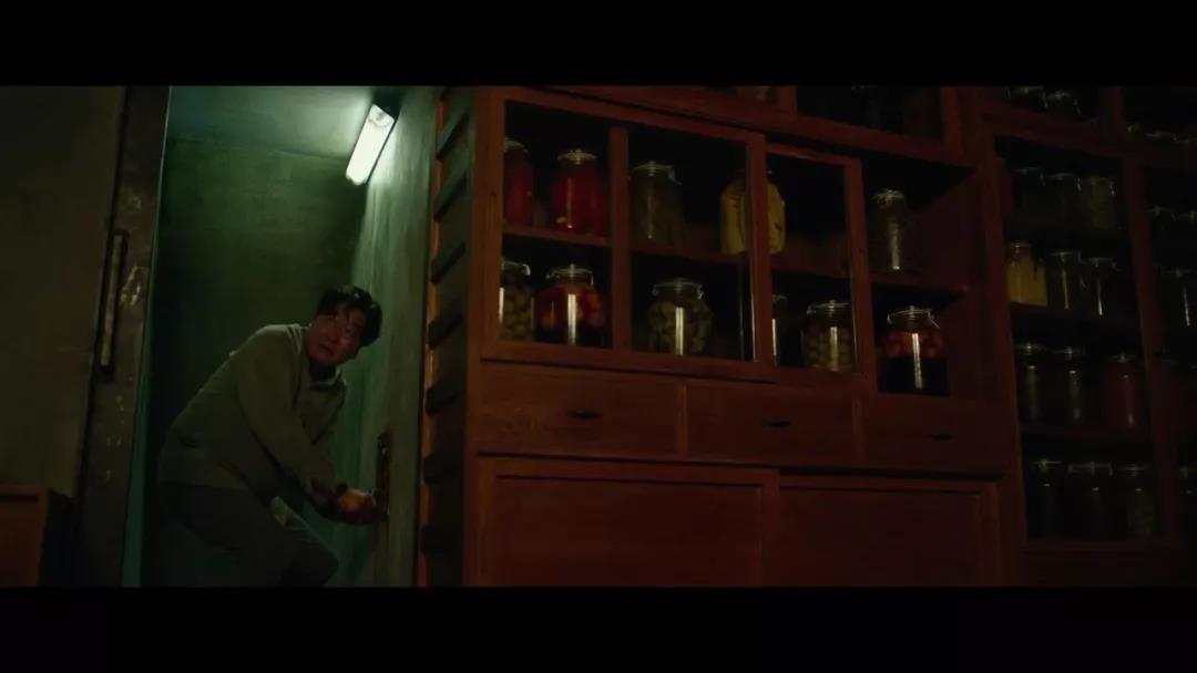 《寄生虫》：奥斯卡之后，我们要为家人做点什么