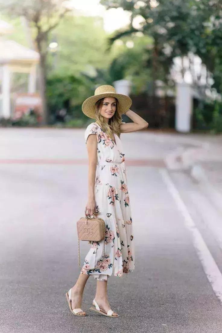 小个子微胖女生怎么穿搭比较显高,小个子穿什么长度的裙子显高