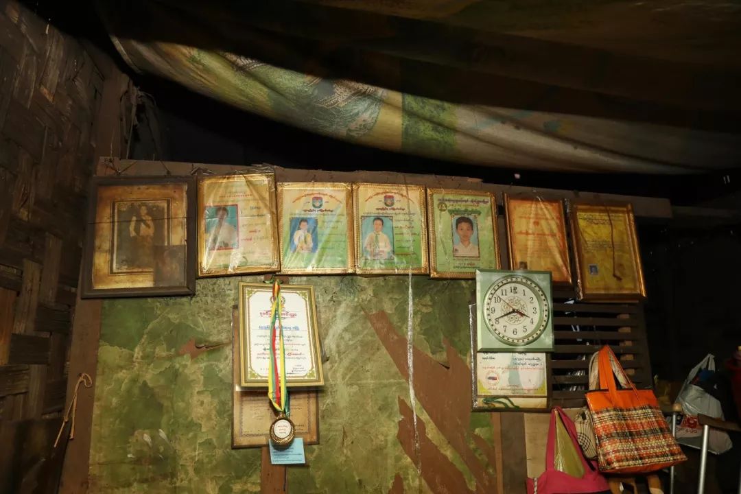 韪㈣冻鐞冪殑灏忕敺瀛╂湁澶氬竻,鎴戝彧鏈変竴鏉¤吙