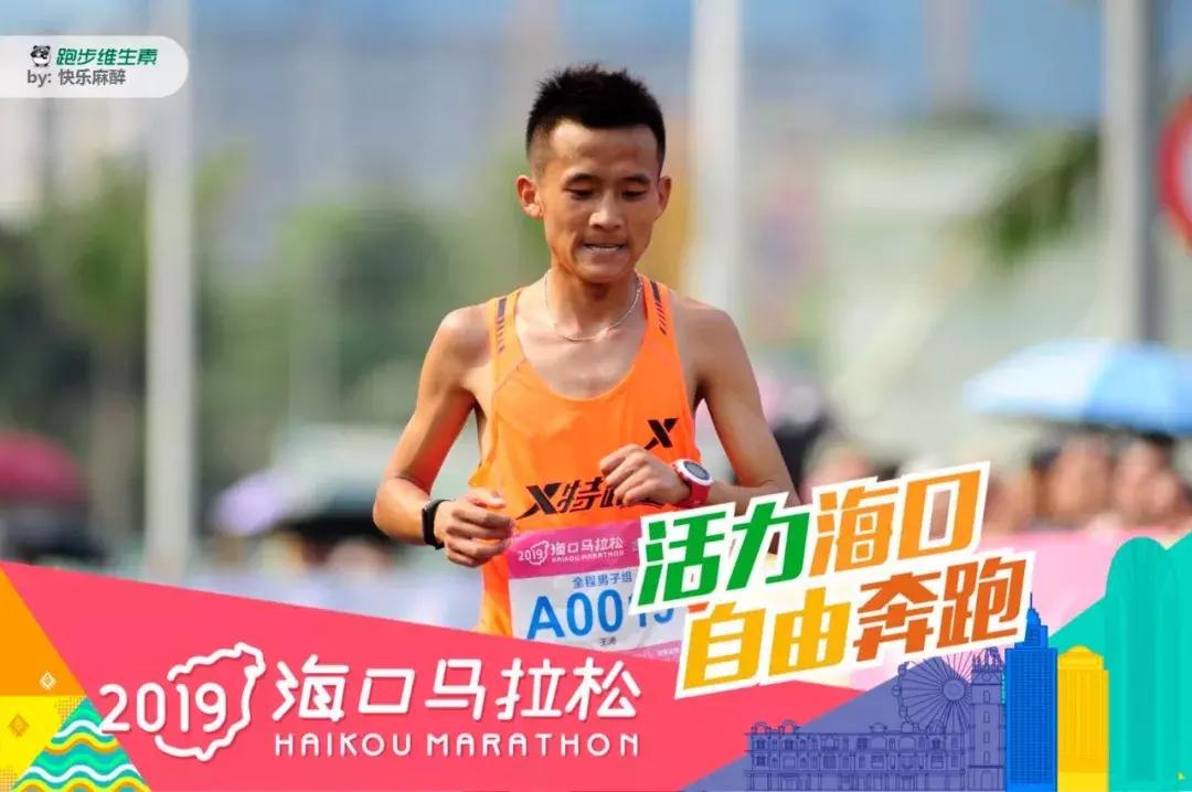 0.01秒绝杀黑人，3周夺4冠拿4万奖金，这个大学生太厉害