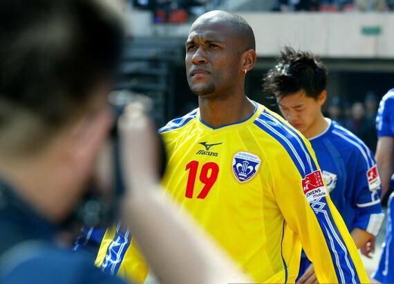 新川足签身价75万欧巴西射手复制马麦罗奇迹？老板：今年活下去！