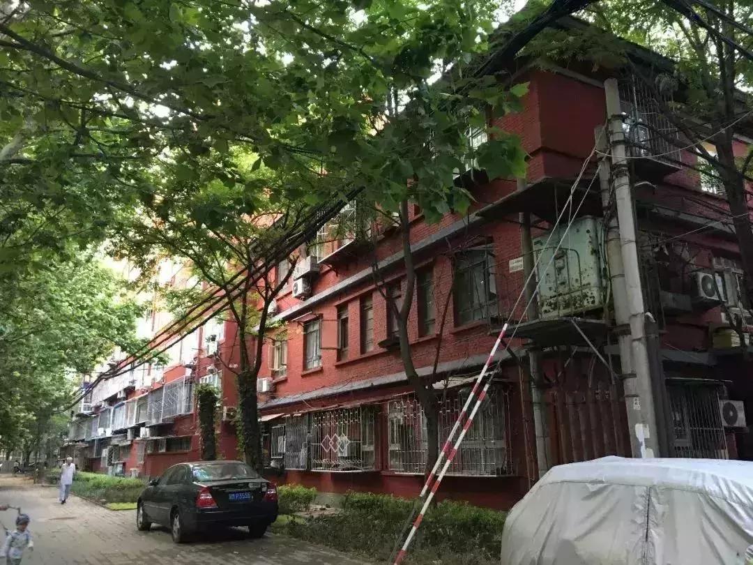 在十里堡住过的老朝青人，都经历过一段传奇