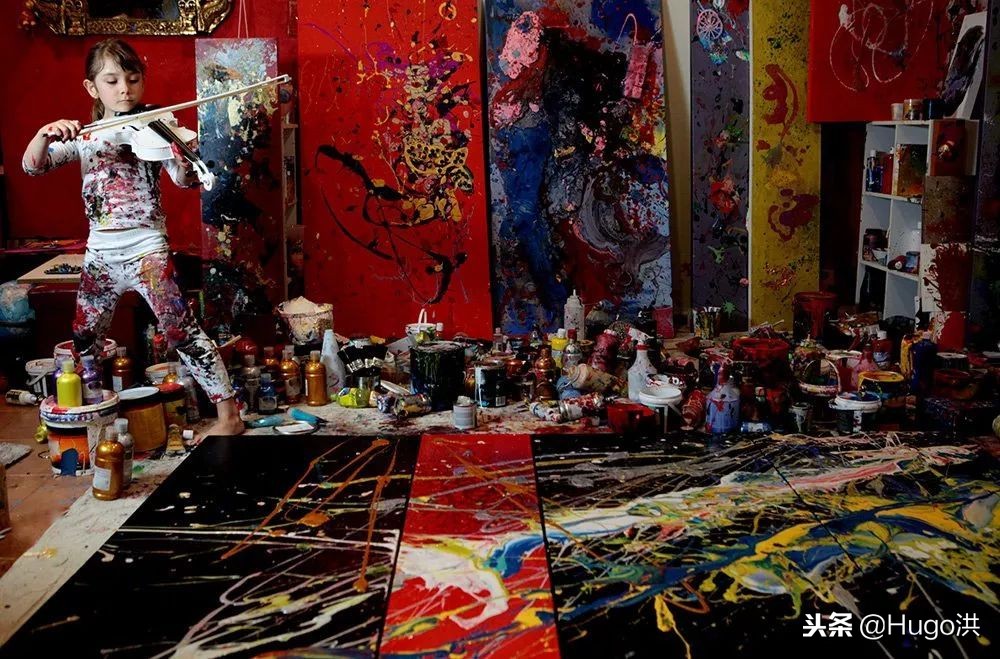 父母“纵容”的熊孩子成为了2岁的女版“毕加索”，作品卖出百万