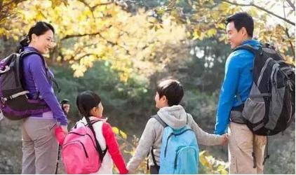 孩子拿父母手机充值游戏怎么教育,孩子用手机充值游戏如何去教育他