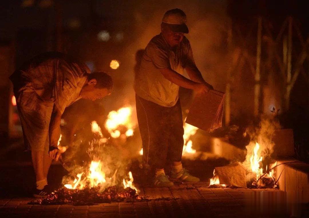 为什么中元节还叫盂兰节,中元节又被称为七月半