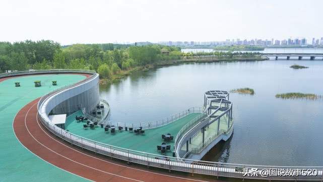 唐山足球主题酒店,唐山南湖景区足球主题酒店