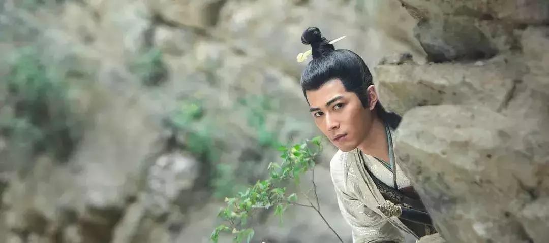 周冬雨和桂纶镁影后,周冬雨与古天乐演的电影