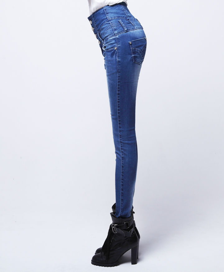 女生怎么穿衣服才显得淑女,女生怎么穿衣服才好看