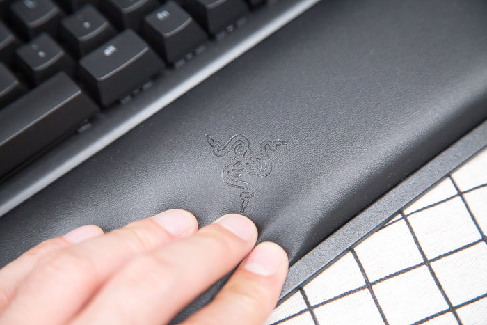 雷蛇黑寡妇精英键盘测评,黑寡妇雷蛇键盘标准版测评