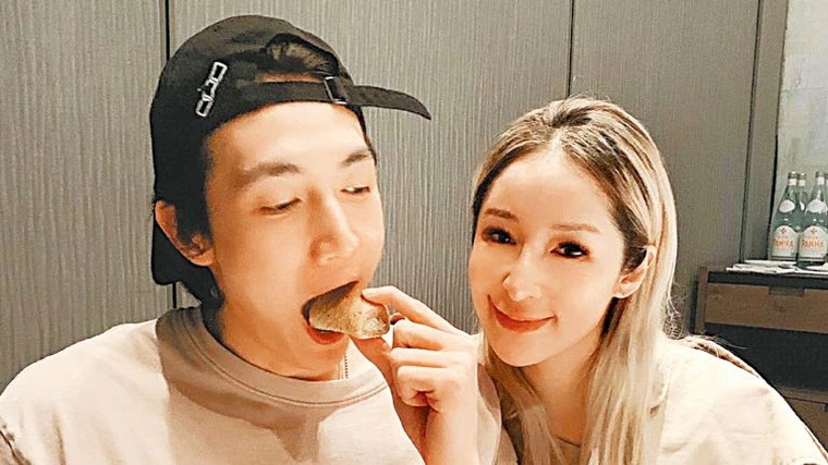 萧亚轩疑与黄皓复合,萧亚轩黄皓复合