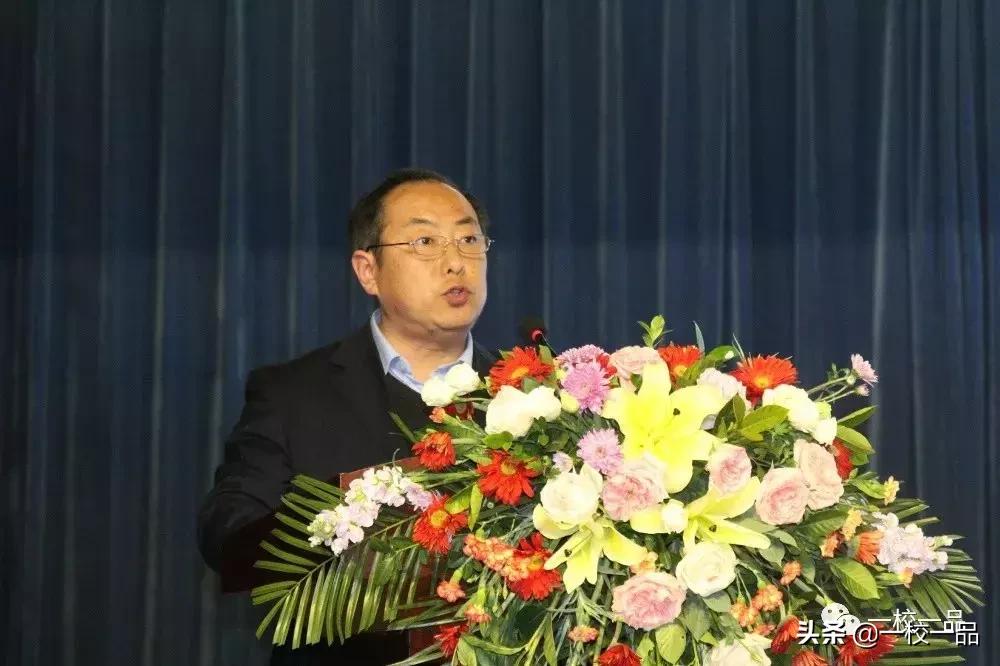 河南一校一品课间操,河南一中学体育大课间