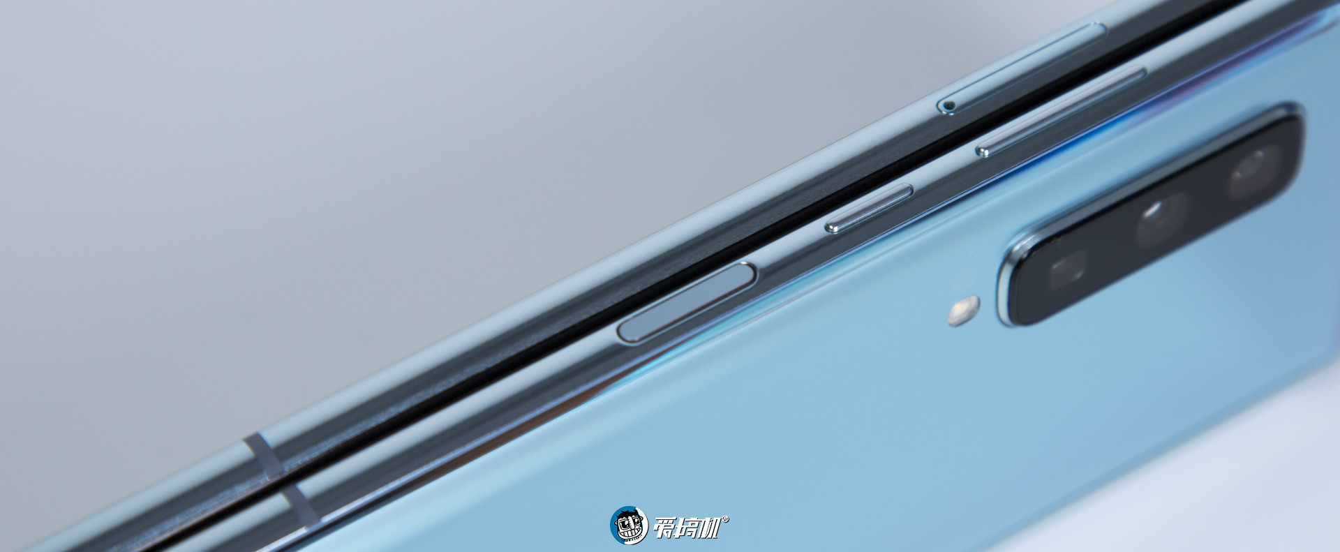 三星galaxyfold有什么优势,三星galaxyfold深度评测