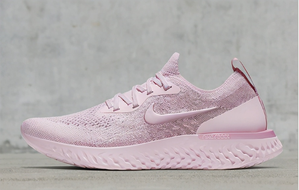 耐克品牌故事!NIKE品牌发展史耐克经典款式