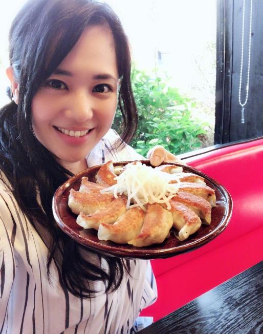 苍井空用中文发微博，网友却只关注她的身体，是谁不肯放过她？