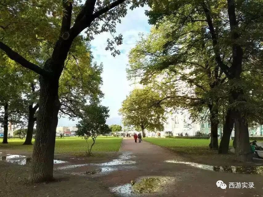 俄罗斯的宝马多少块钱,俄罗斯路虎落地价