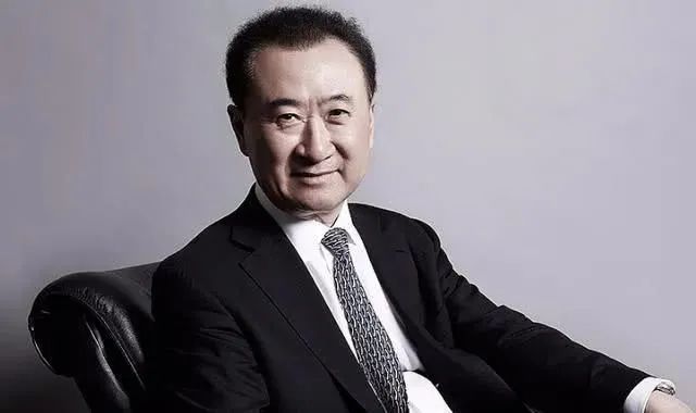 王健林卖掉万达后干什么了,万达三年美元债