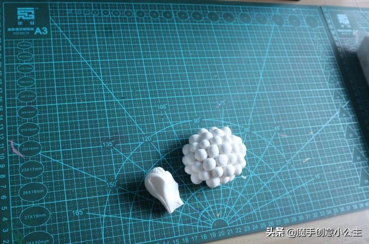 吃草的小绵羊橡皮泥,兔子粘土创意手工教案