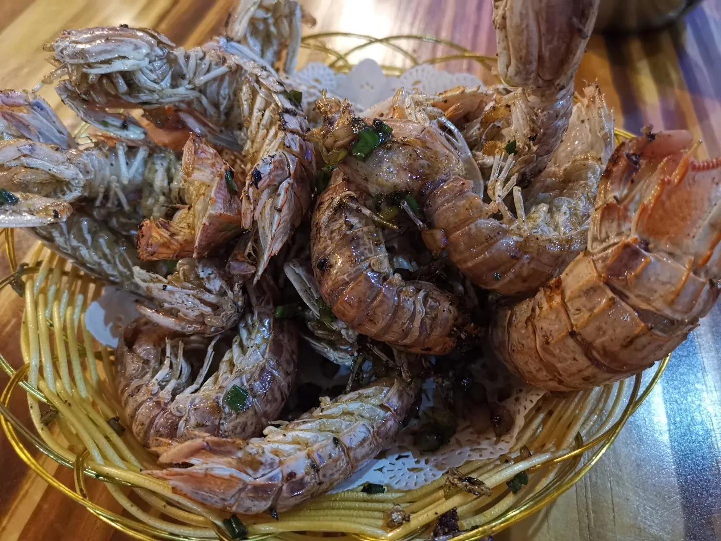 第一次去海南，司机问我，武汉人吃过基围虾吗？