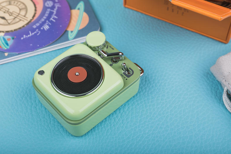 猫王老款收音机,猫王收音机创始人视频