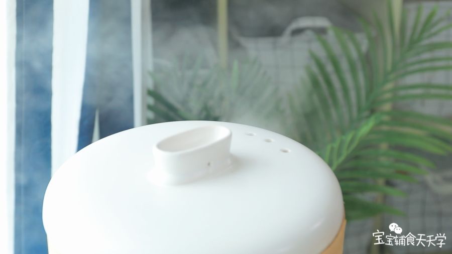 宝宝恶心干呕怎么回事很抗拒,宝宝干呕简单一招搞定