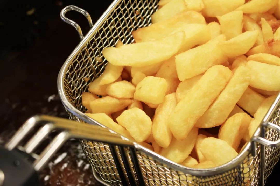 宝宝湿疹哺乳期哪些食物不能吃,哺乳期禁忌食物一览表