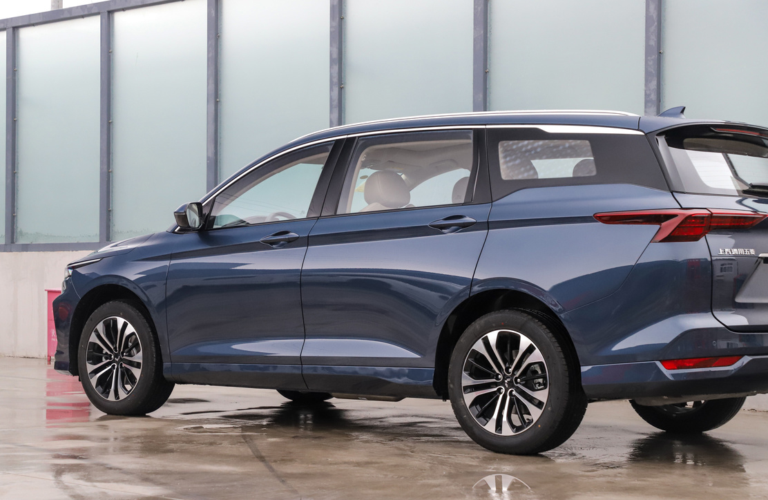 五菱凯捷七座混动最新款介绍,什么车对比五菱凯捷更好更实用