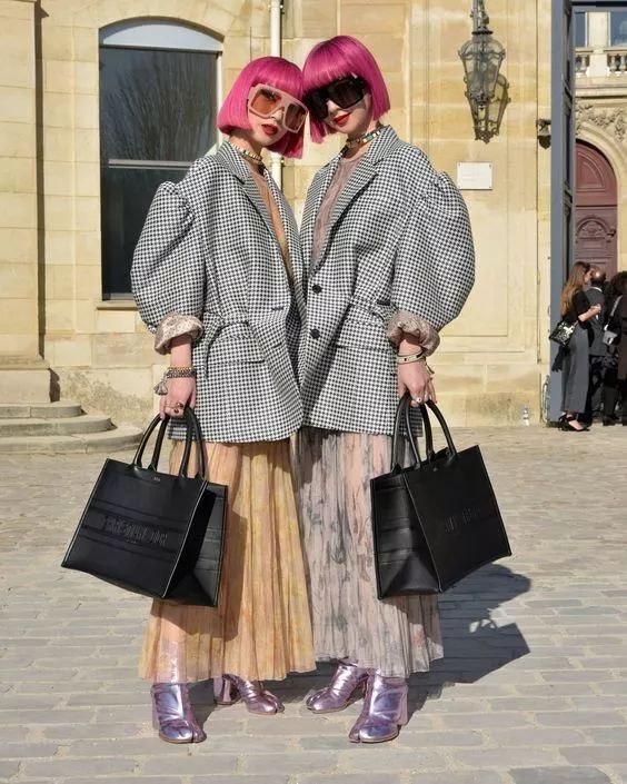 今年最流行的时尚大包 (现在流行小包还是大包好看)