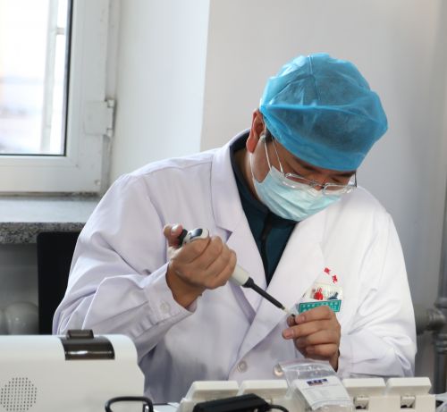 吉林省一汽总医院开展前列腺癌公益筛查和义诊活动