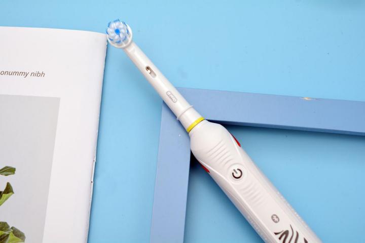 欧乐b电动牙刷p4000使用视频,欧乐b电动牙刷p4000声音大