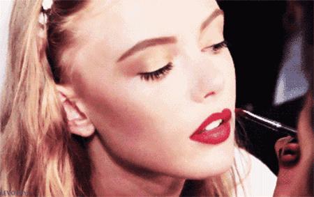 好看显白的大牌口红色号,涂起来很温柔的口红颜色