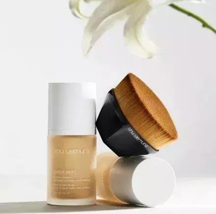 十大公认好用的粉底液排名滋润型,适合秋冬各种皮肤的粉底液