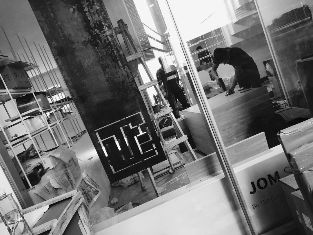 简约开放办公区设计,郑州办公空间设计风格