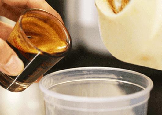 泰国网红榴莲咖啡来了，逆天搭配竟一口上瘾，必须打卡