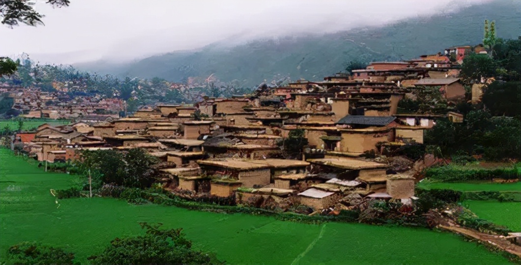 云南旅游特色小镇有哪些,比较有特色的云南小镇