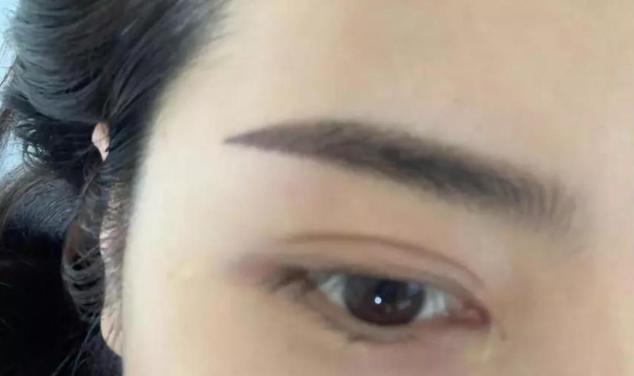 纹眉红眉原因,纹眉底色太黑怎么办