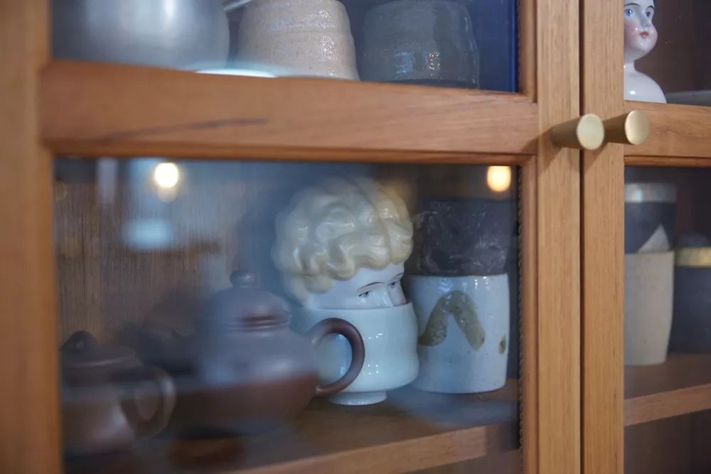 用水泥砌橱柜,用粘土捏一个好看的柜子