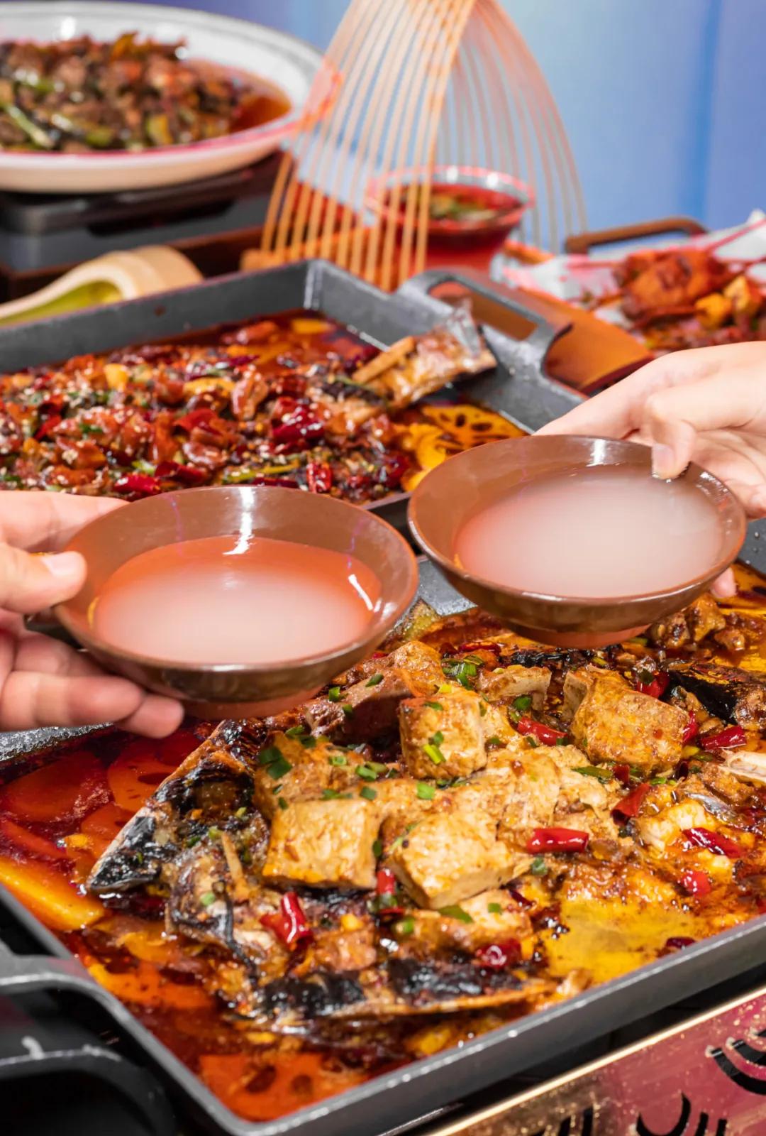 绵阳鱼探花烤鱼,绵阳豆花烤鱼