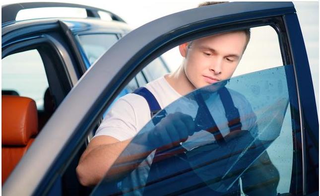 汽车罩车衣的优缺点,有必要给车贴隐形车衣吗