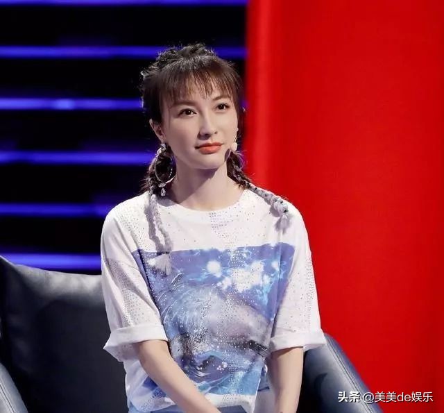 被一姐*压打**，她竟不是傻白甜！恋情、新剧、综艺全面开花？