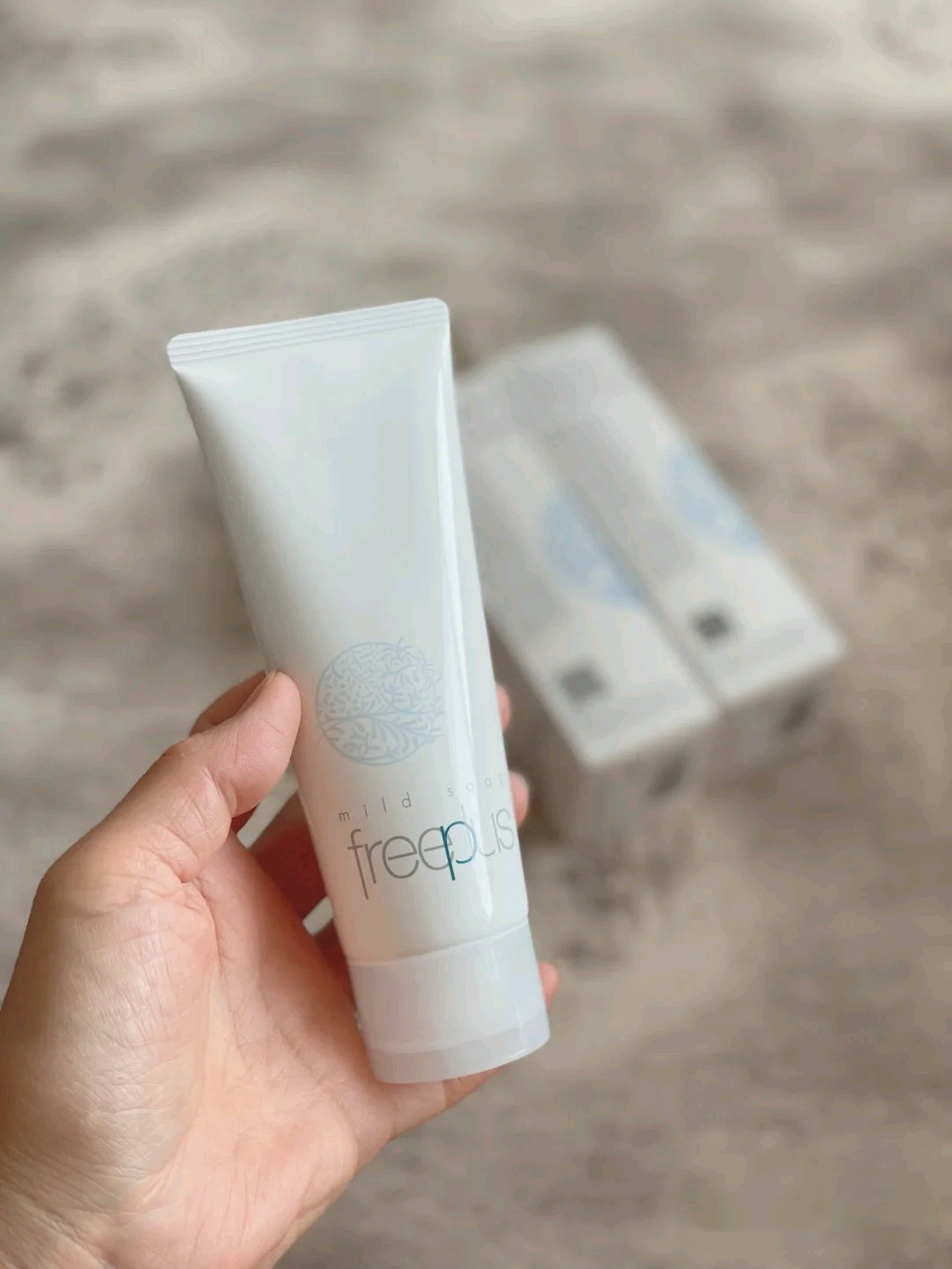 屈臣氏好物分享:洗面奶、补水喷雾、洗发水都有,你用过吗