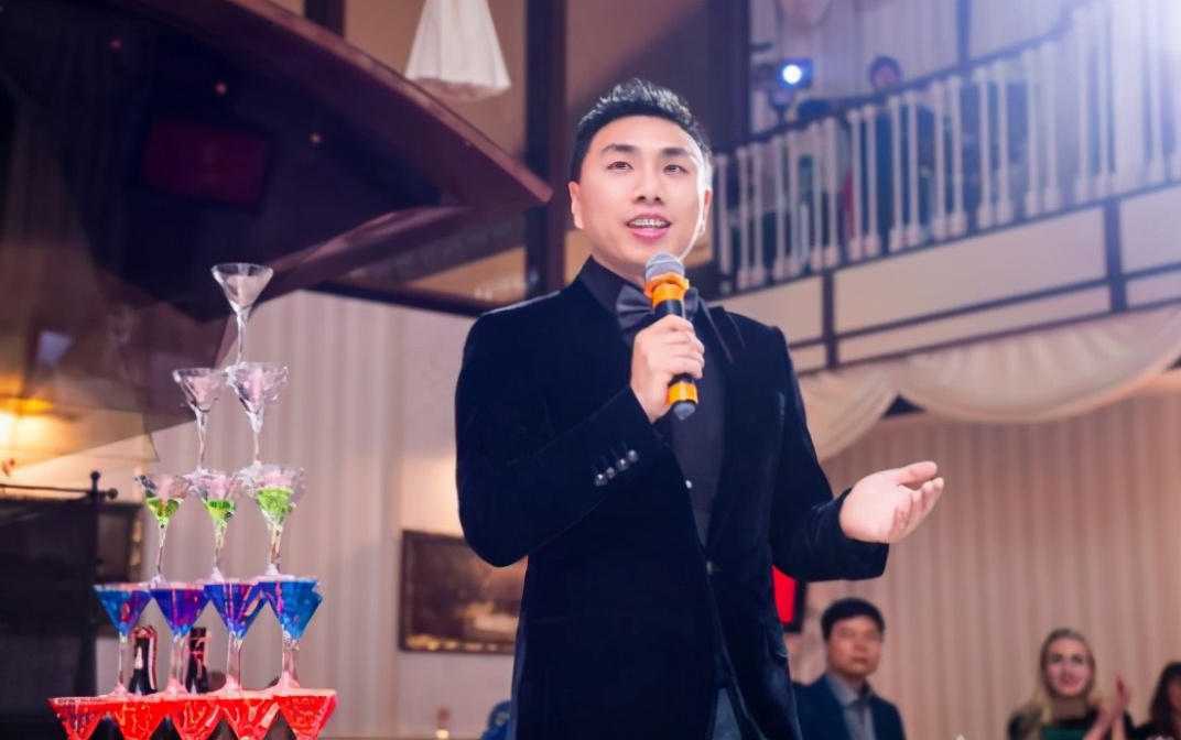 河北小伙高考状元现状,高考242分小伙