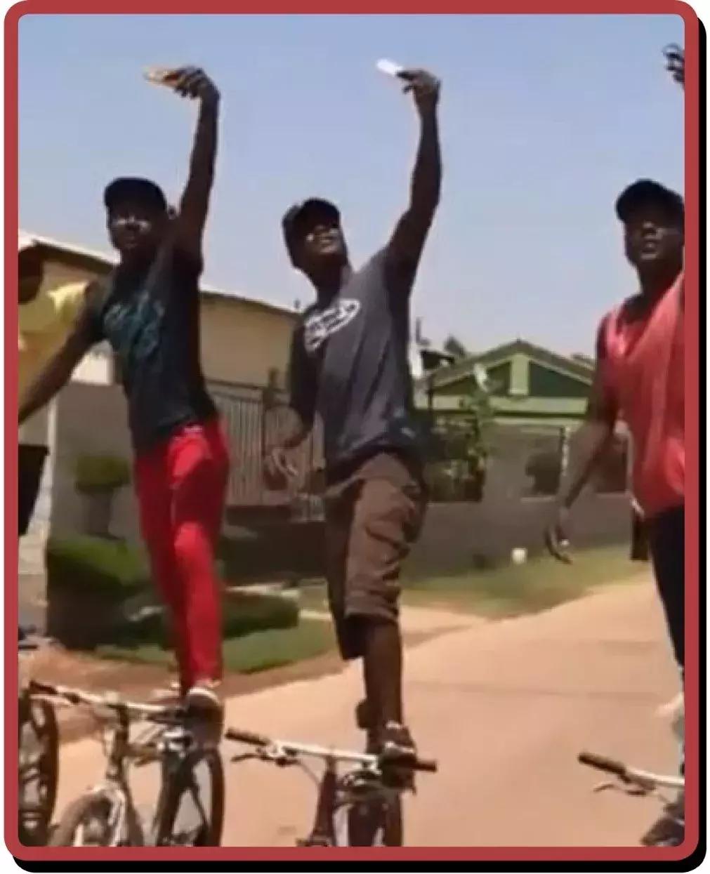 非洲黑叔叔的人体物流有多猛？