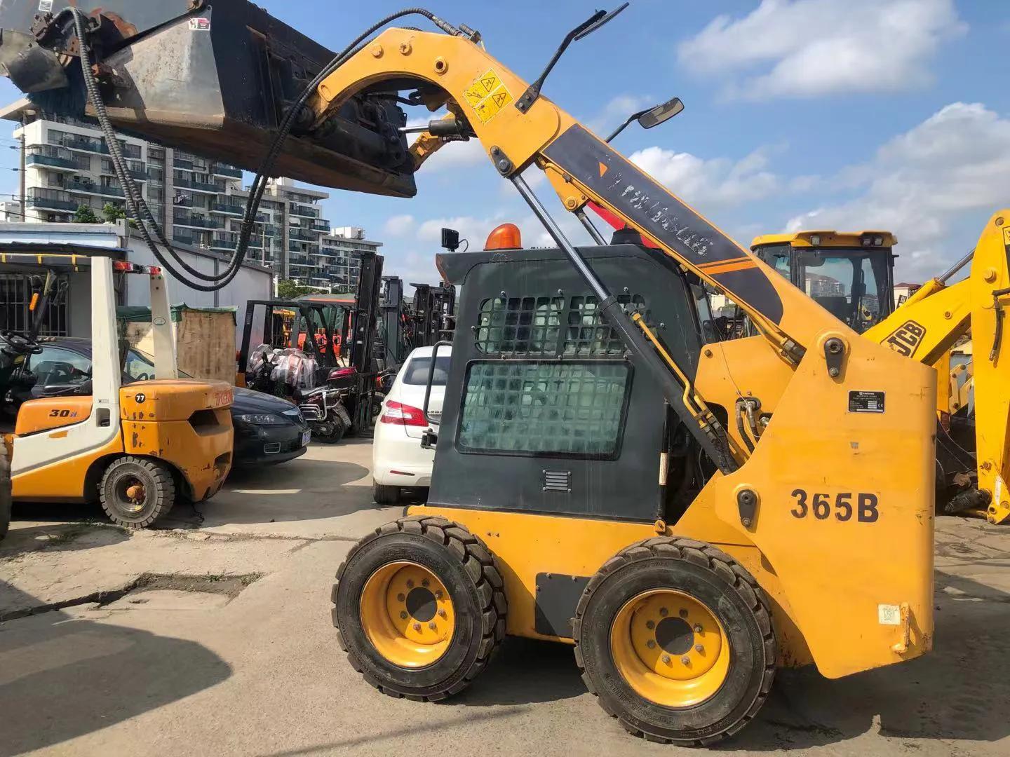 山猫滑移装载机操作教程,滑移装载机大小型号