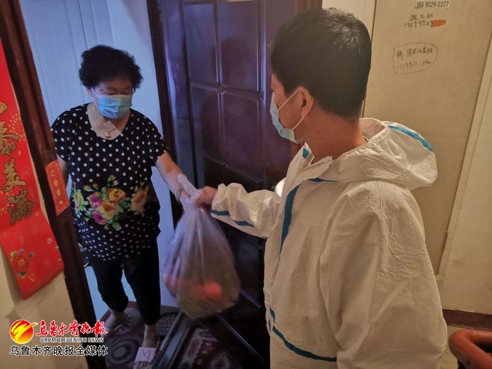 社区居民齐心协力抗击疫情,社区动员居民参与疫情防控