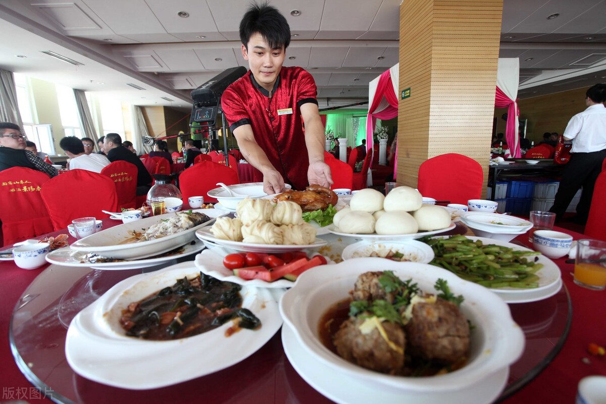 加盟餐饮利润多少,上海连锁餐饮加盟赚钱吗