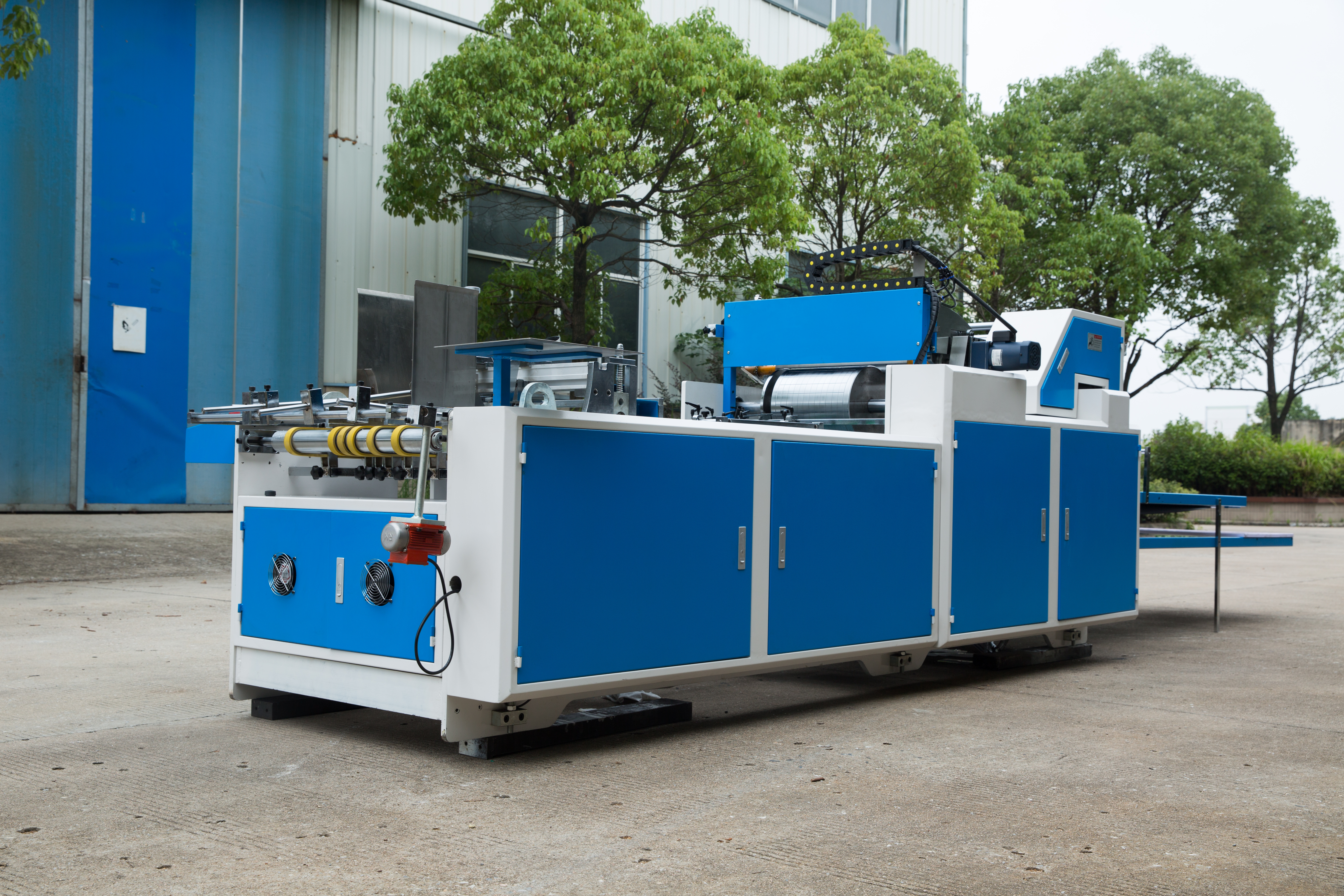 全自动贴窗机哪家好,安庆永华贴窗机的调试