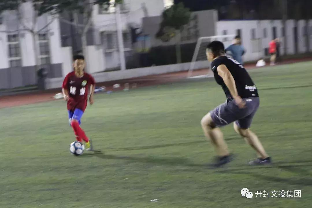 顺风不浪逆风不投降,顺风不浪逆风不怂楷书