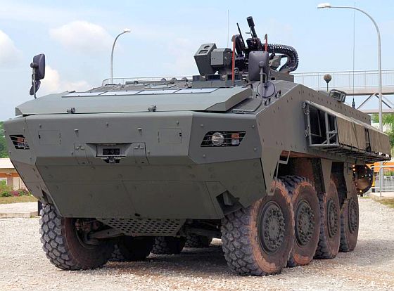 摩天大楼上面的机械怪兽,摩天大厦狂暴巨兽视频