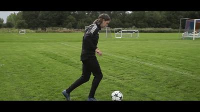 两次变向超炫过人技巧,5个初学者必会的实战过人技巧