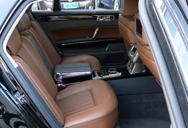 当年百万级的辉腾现在什么价,当年的大众辉腾有多豪华